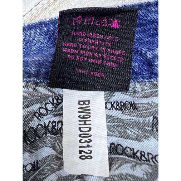 Rock & Roll Denim Cowgirl® 32x27 Straight Cropped High Rise Sequined Front NWT - Picture 11 of 16